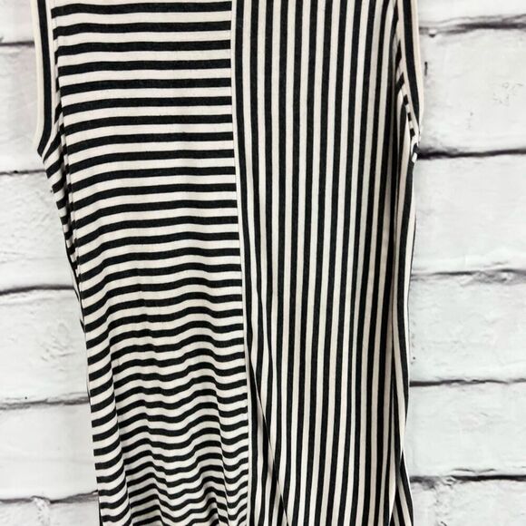 CAbi Women's Striped Sleeveless Tank Top Black Size S Casual Spring - Picture 4 of 8